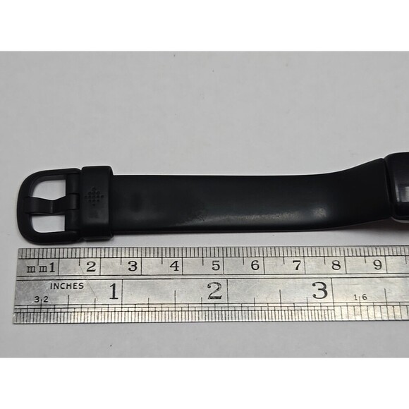 Fitbit Inspire 2 Fitness Tracker Black Heart Rate Monitor Tested W/ Charger - Picture 9 of 11